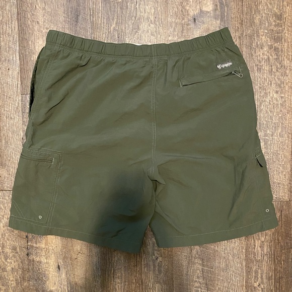 Columbia Green Outdoor Hiking Cargo Shorts Mens Large - Picture 2 of 5